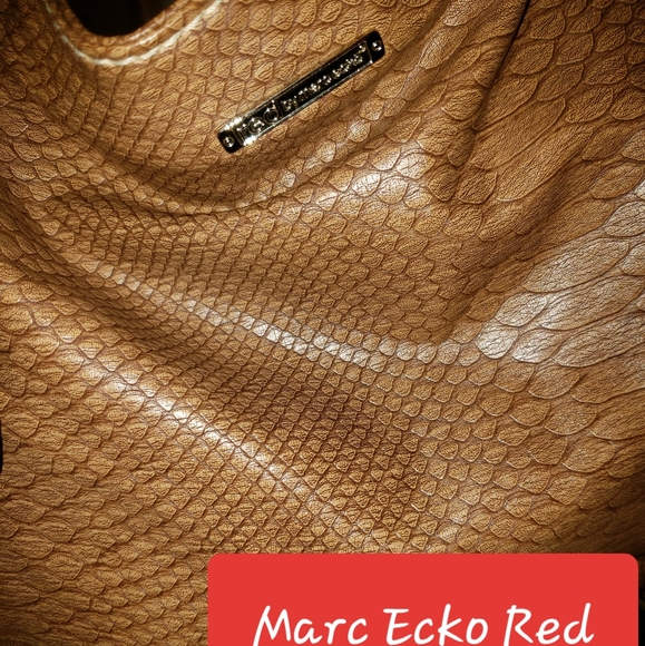 Marc Ecko Red NWOTs Hobo Handbag - Picture 2 of 6